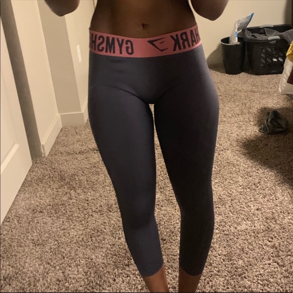 Gymshark FIT cropped grey leggings NWOT